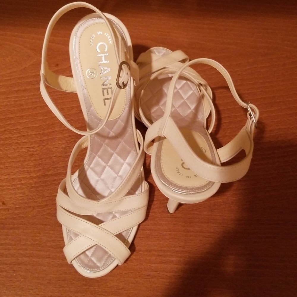 Shoes - Picture 3 of 6